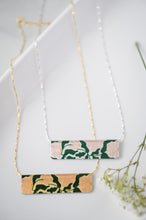 Load image into Gallery viewer, Flower Power Reversible Bar - Gold
